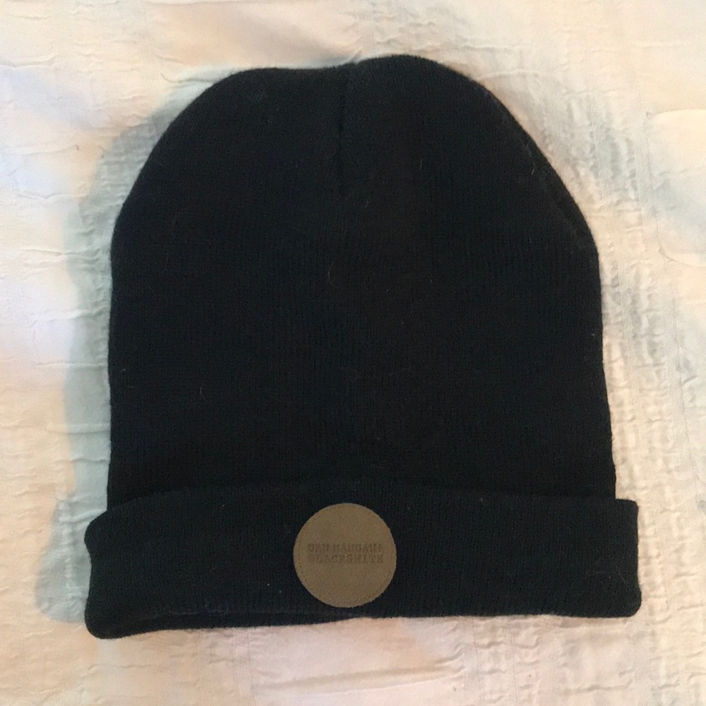 Black Toque